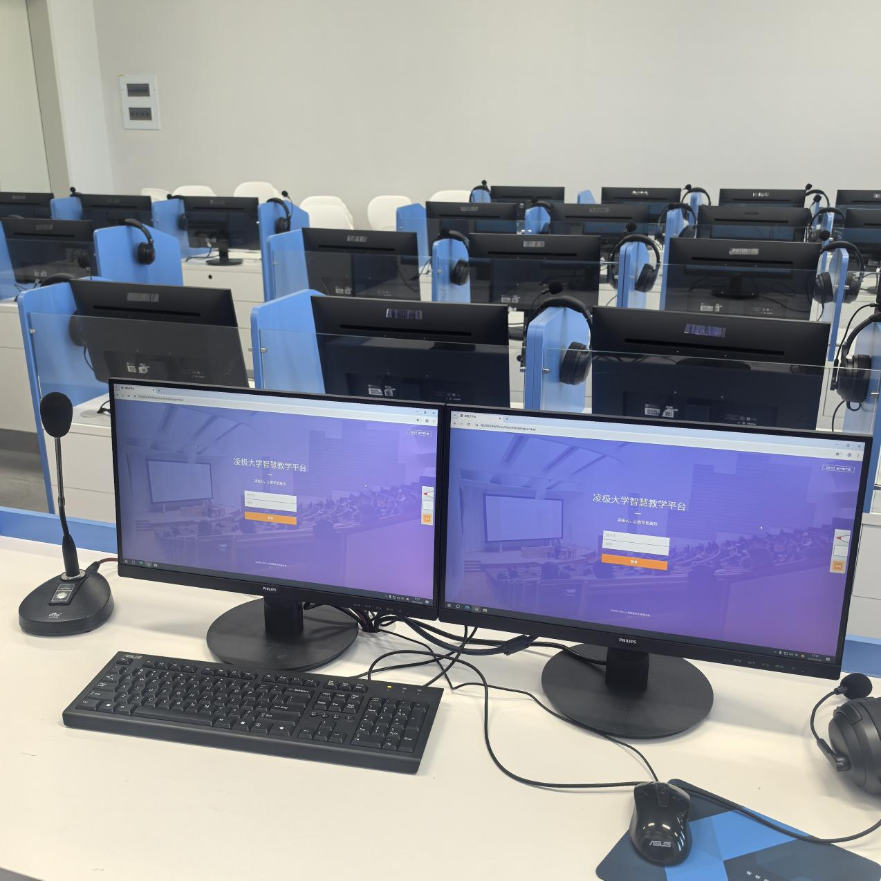 福建福耀科技大学智慧语言实验室